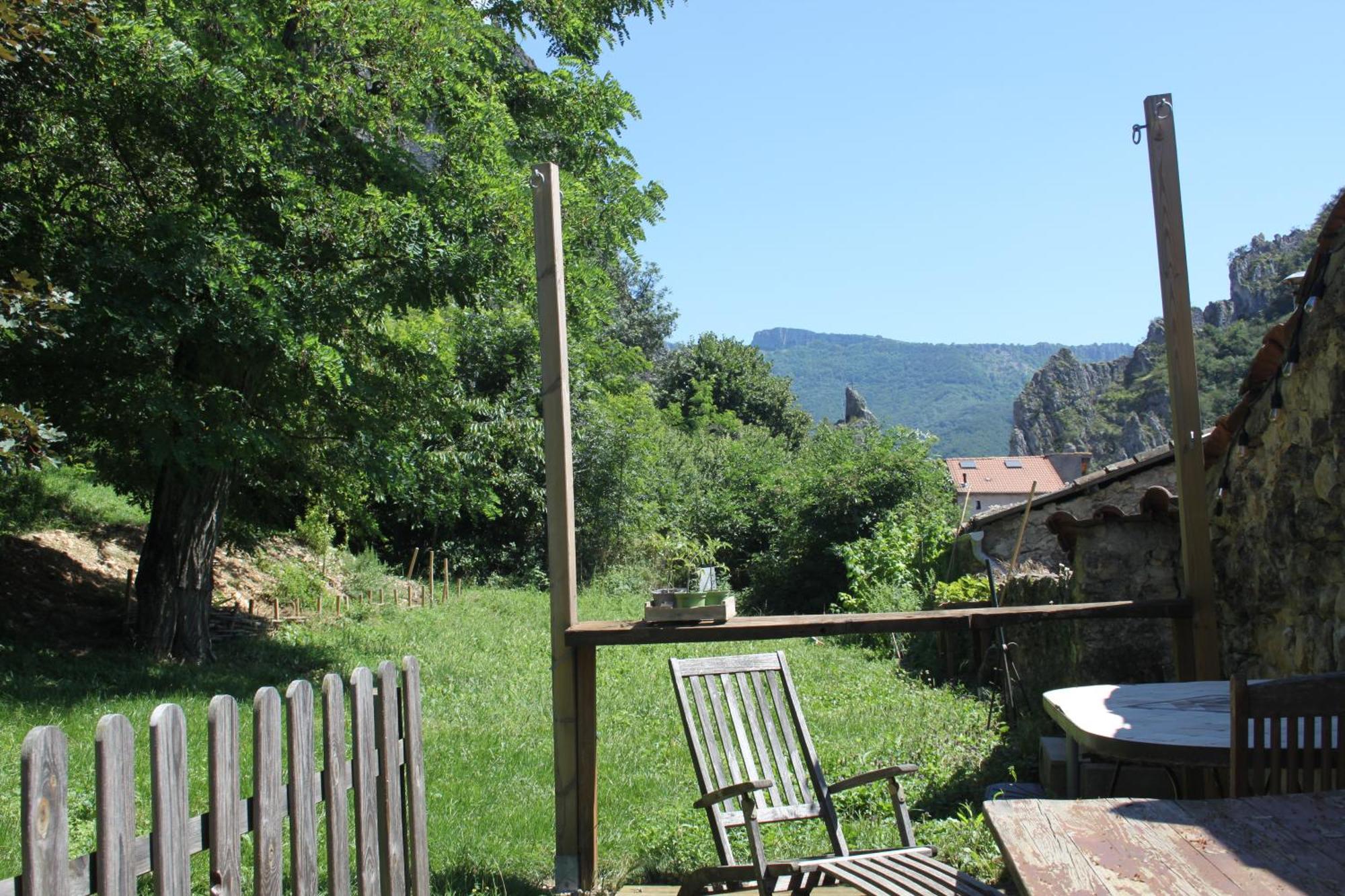 Comfortable Village Apartment In Barbieres With Access To Large Garden With Beautiful Views エクステリア 写真